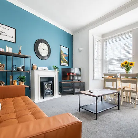 53a Hampton Road * سكرابورو