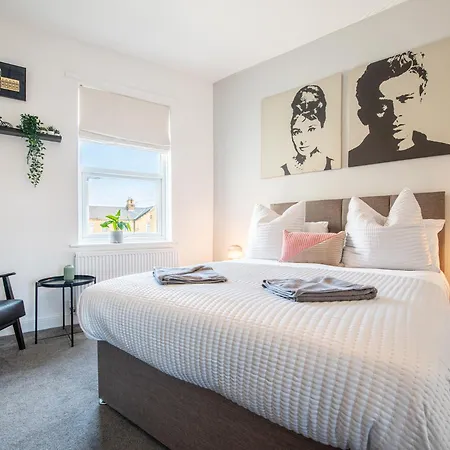 بيت للعطل 53a Hampton Road *